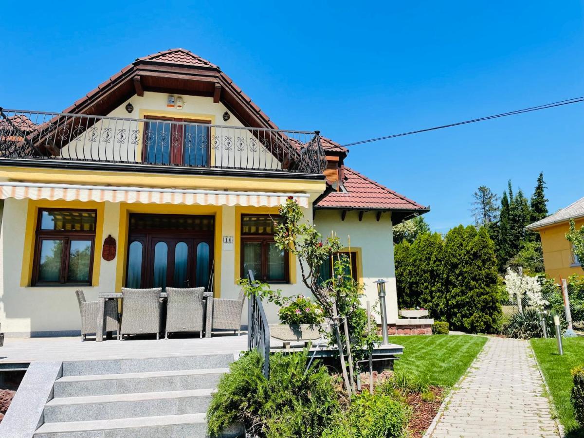 Mikes Deluxe Home Balatonfüred Exteriér fotografie