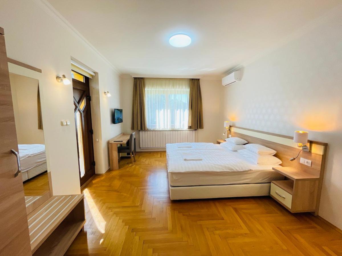 Mikes Deluxe Home Balatonfüred Exteriér fotografie